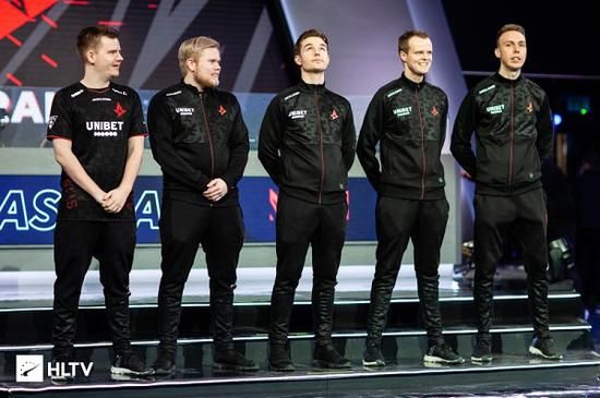 华漕战队勇夺电竞世界杯双冠创造历史